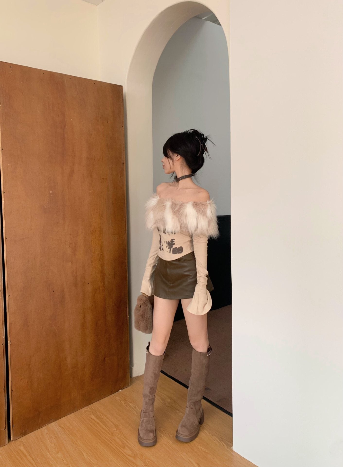 Haut court et moulant pour fille sexy