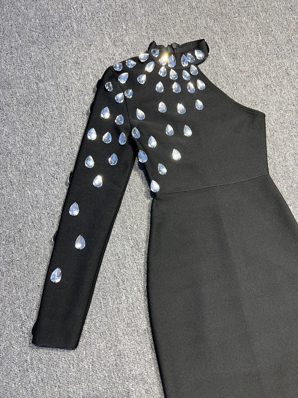 Luxury Slant Shoulder Long Sleeve Slim Fit Set Diamond Bandage One-piece Dress