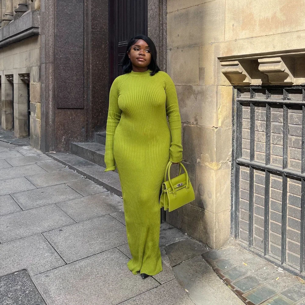 Robe en maille droite à col rond et manches longues