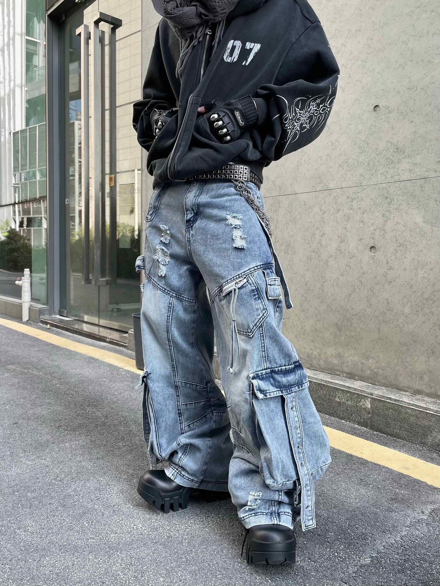 Heavy Industry Multi-pocket Ripped Ribbon Design Straight Jeans