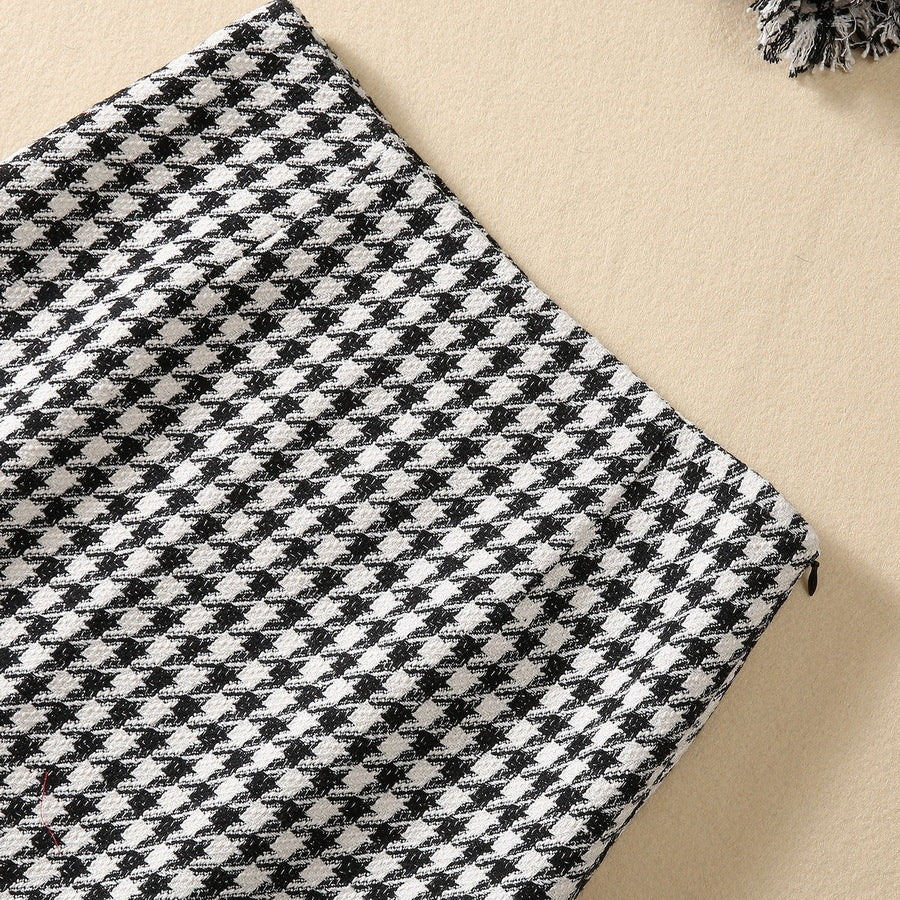 Jupe courte à franges en fil d'or et motif pied-de-poule