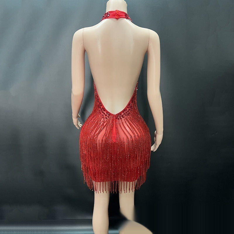 Robe sexy dos nu style vacances avec chaîne et décorations en diamants de l'industrie lourde